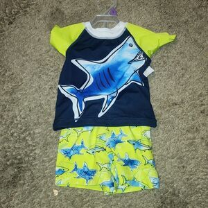 Rash Guard and swim trunks Sharks size 12m